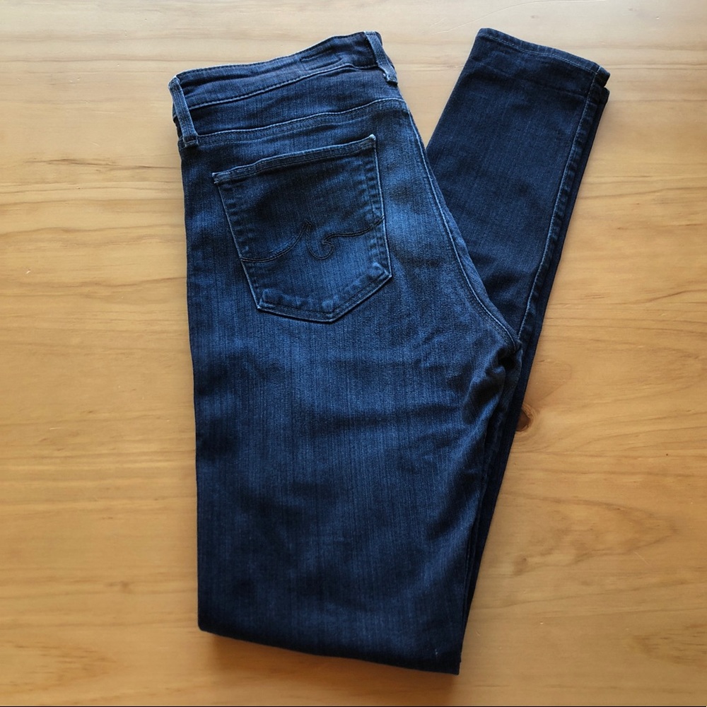 AG Size 28 The Farrah Skinny